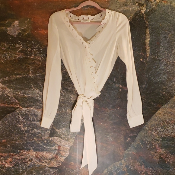 ❌ SOLD❌ Sezane Élina 100% silk tie blouse - Picture 6 of 9